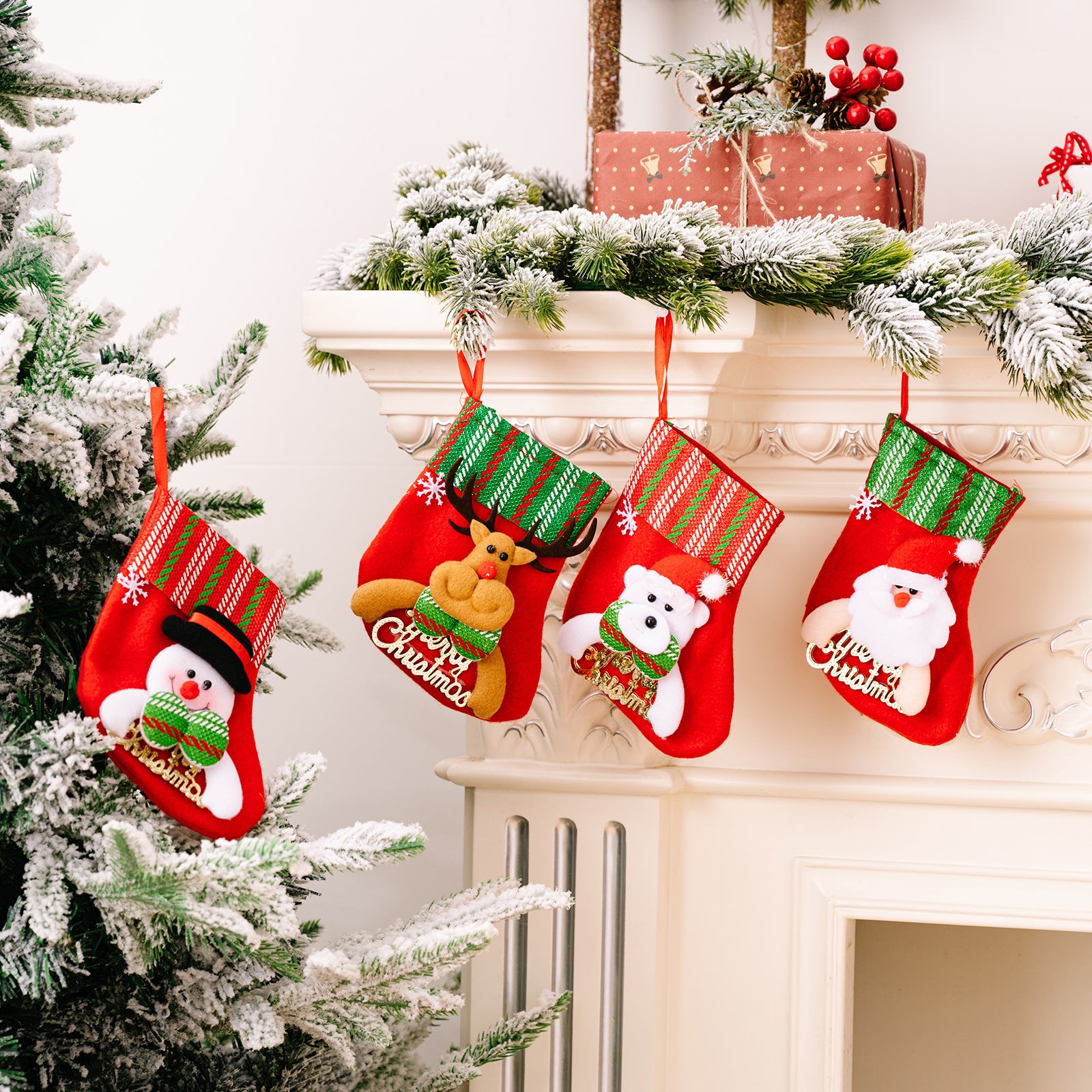 Wholesale Christmas Decoration Snowman Elk Fabric Christmas Socks